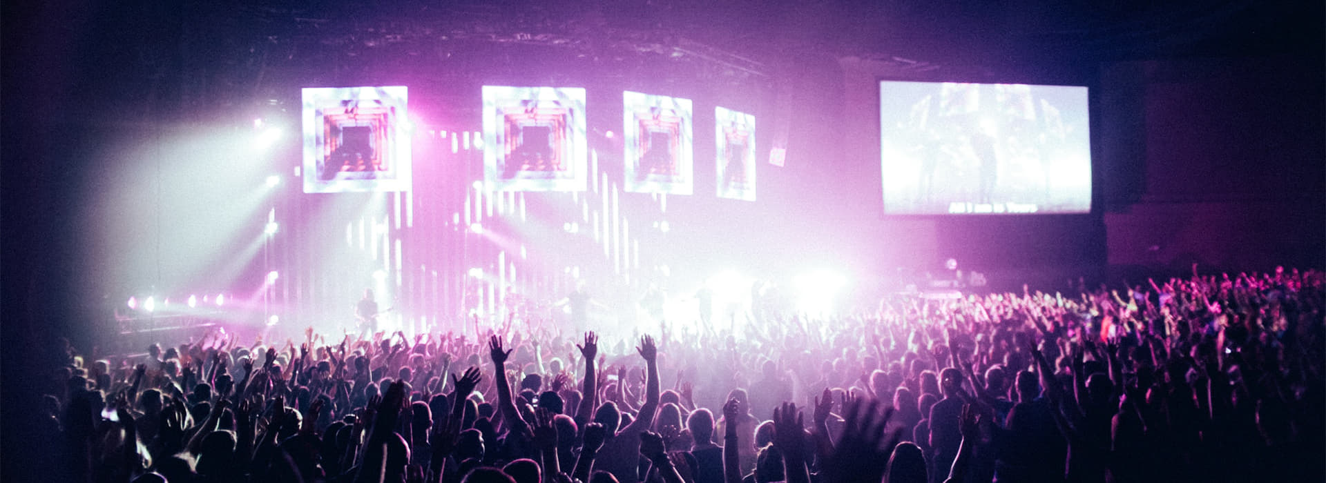 Banner große Bühne Live
