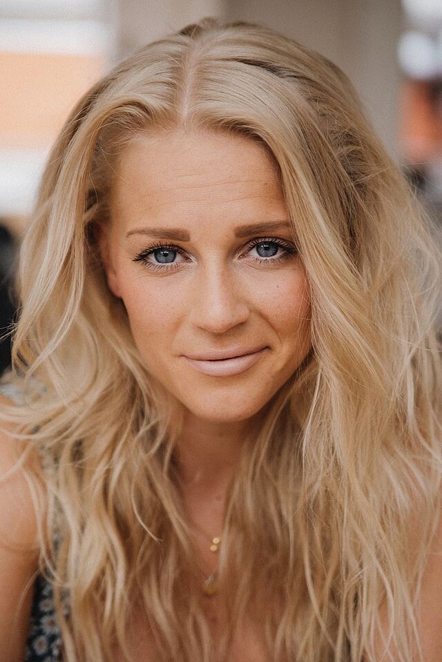 Julia Lindholm für Veranstaltung buchen